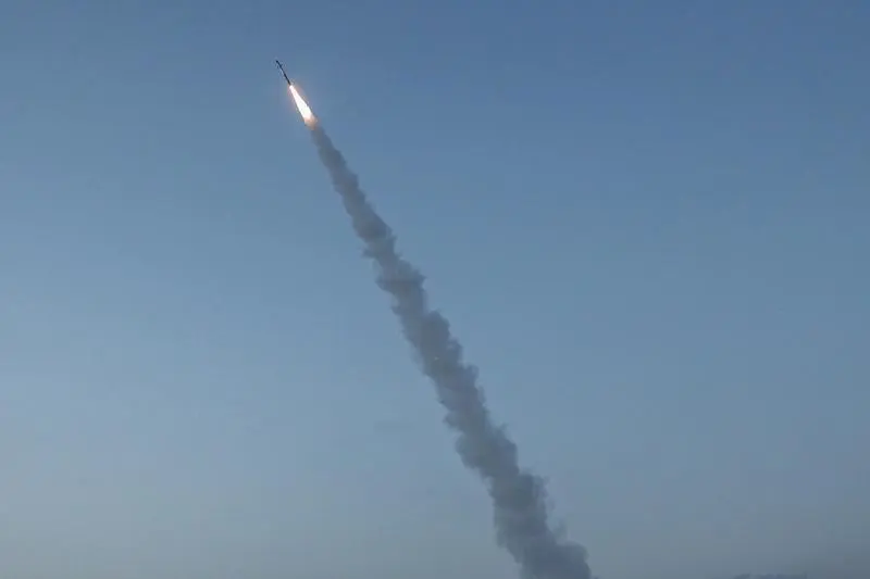 May 13, 2023, Sderot, Israel: Israel's Iron Dome air defence system intercepts rockets launched from Gaza City, over the southern city of Sderot. The agreement of the two parties (Palestinian and Israeli) on the Egyptian declaration of a cease-fire, starting at ten in the evening,' explaining that the agreement 'includes stopping targeting Palestinian fighters, and Israel has recognized things that it did not previously recognize.' Egypt, the traditional mediator between the two warring parties, succeeded in reaching a truce agreement that puts an end to this new August escalation of violence between Gaza and Israel, which is the most dangerous since August 2022.
Europa Press/Contacto/Saeed Qaq
(Foto de ARCHIVO)
13/5/2023