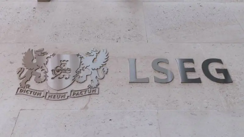 Europa abre al alza mientras los inversores aguardan las resoluciones del BoE y la Fed