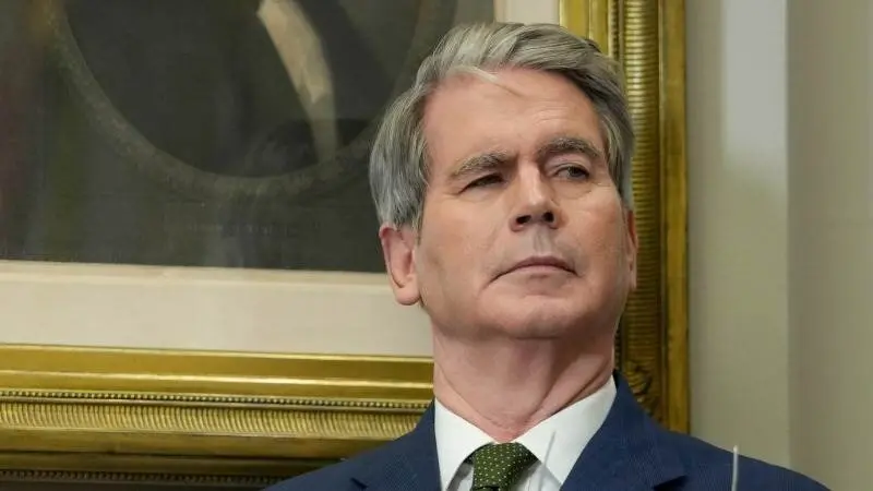 Mercados ya descuentan una bajada de tipos de interés de 25 puntos básicos, afirma Scott Bessent