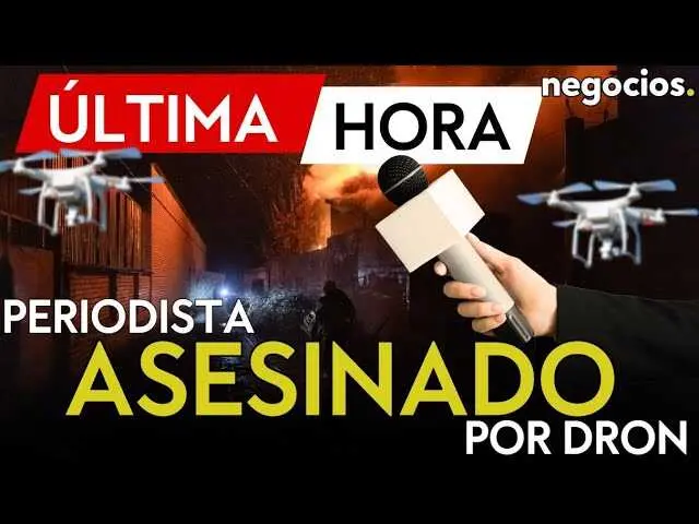 Fotograma del reportaje en el que se observa el equipo de protección del periodista y el escenario del conflicto en Ucrania<br>                        <br>                        <br>                        <br>                      