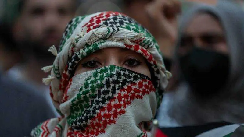 Hamás e Israel intercambian lista de nombres de rehenes + E P A / O L G A F E D E R O V A