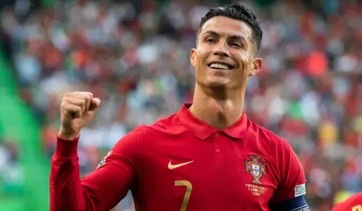 ÚLTIMA HORA: Cristiano Ronaldo marca otro hito: se convierte en el primer futbolista multimillonario