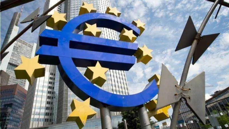 La inflación de la eurozona se confirma en el 2,2% en septiembre - EPA / BORIS ROESSLER​​​​​​​​​​​​​