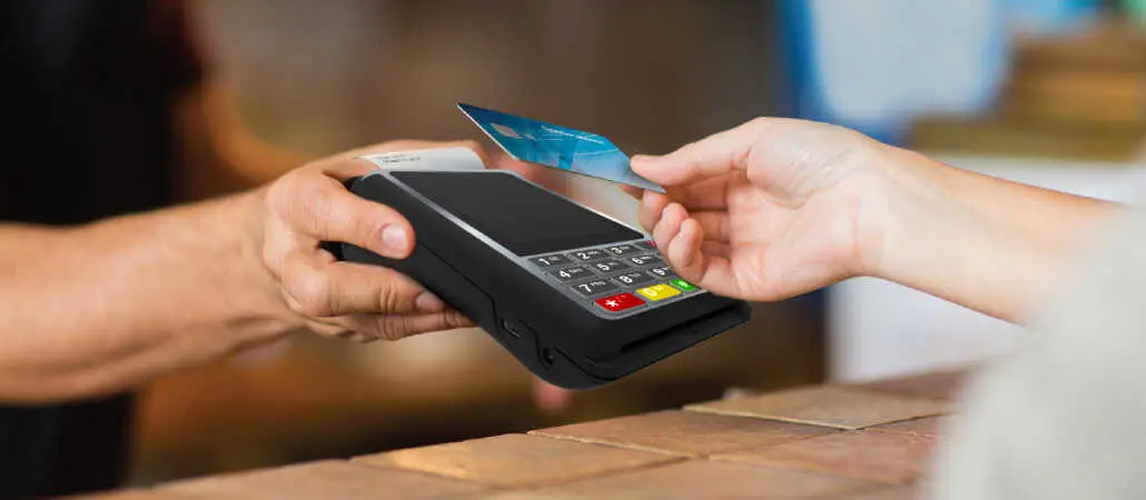 Colapso en los pagos: Redsys se cae y miles de comercios se quedan sin datáfonos