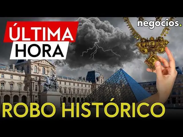 Vista de la entrada principal del Museo del Louvre en París, símbolo mundial de arte y cultura.<br>                        <br>                        <br>                        <br>                      