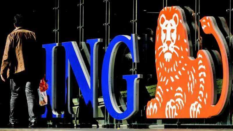 EPA/ROBIN VAN LONKHUIJSEN