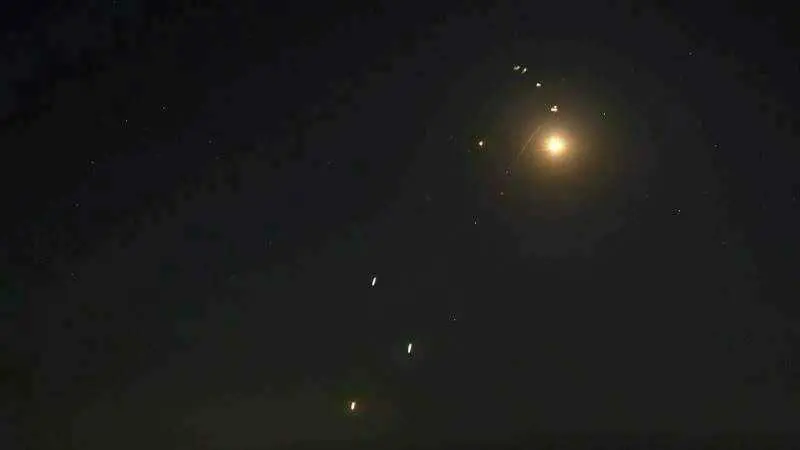 Ucrania: Rusia lanzó 128 drones durante la noche - E P A - E F E / A T E F S A F A D I