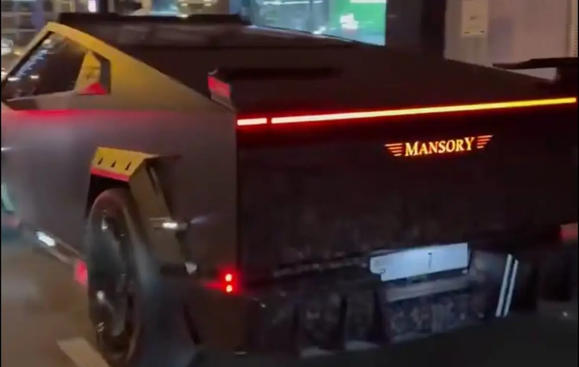 Mansory Cybertruck in Dubai wearing the most expensive license plate in the world, Dubai P7 was purchased in 2023 for $15M USD.