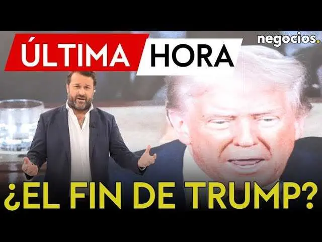 Foto oficial de Donald Trump durante un discurso, con fondo azul, ilustrando su declaración sobre el límite de mandatos presidenciales.<br>                        <br>                        <br>                        <br>                      