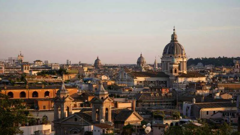 UNSPLASH / WYATT SIMPSON