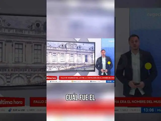 Vista panorámica de la fachada principal del Museo del Louvre en París, protagonista del robo por fallo de seguridad.<br>                        <br>                        <br>                        <br>                      