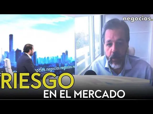 Gerardo Ortega durante la entrevista en Negocios TV, explicando la caída de Telefónica y la dinámica actual de los mercados financieros.<br>                        <br>                        <br>                        <br>                      
