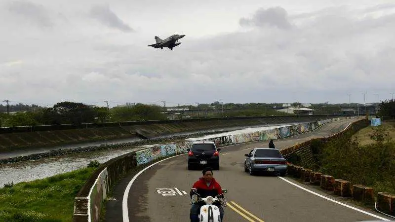 EPA/RITCHIE B. TONGO