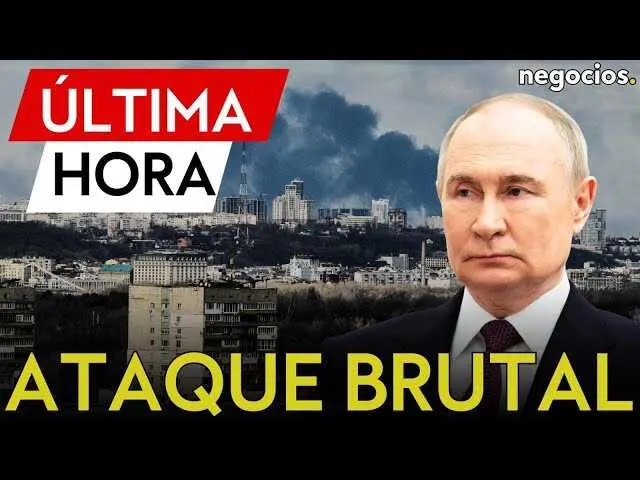 Imagen del bombardeo sufrido en Kiev, destacando el humo y daños en zonas residenciales tras el ataque aéreo masivo.<br>                        <br>                        <br>                        <br>                      