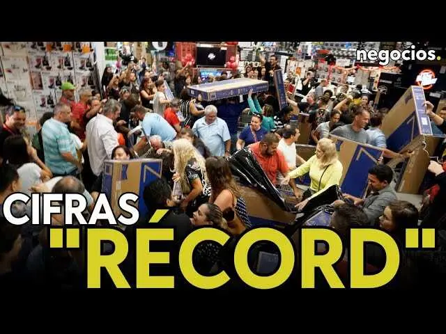 Imagen relacionada con las ventas en línea durante el Black Friday en EE.UU., con gráficos y productos tecnológicos destacados.<br>                        <br>                        <br>                        <br>                      