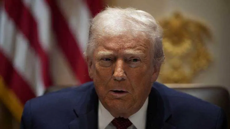 E P A / Y U R I G R I P A S / P O O L