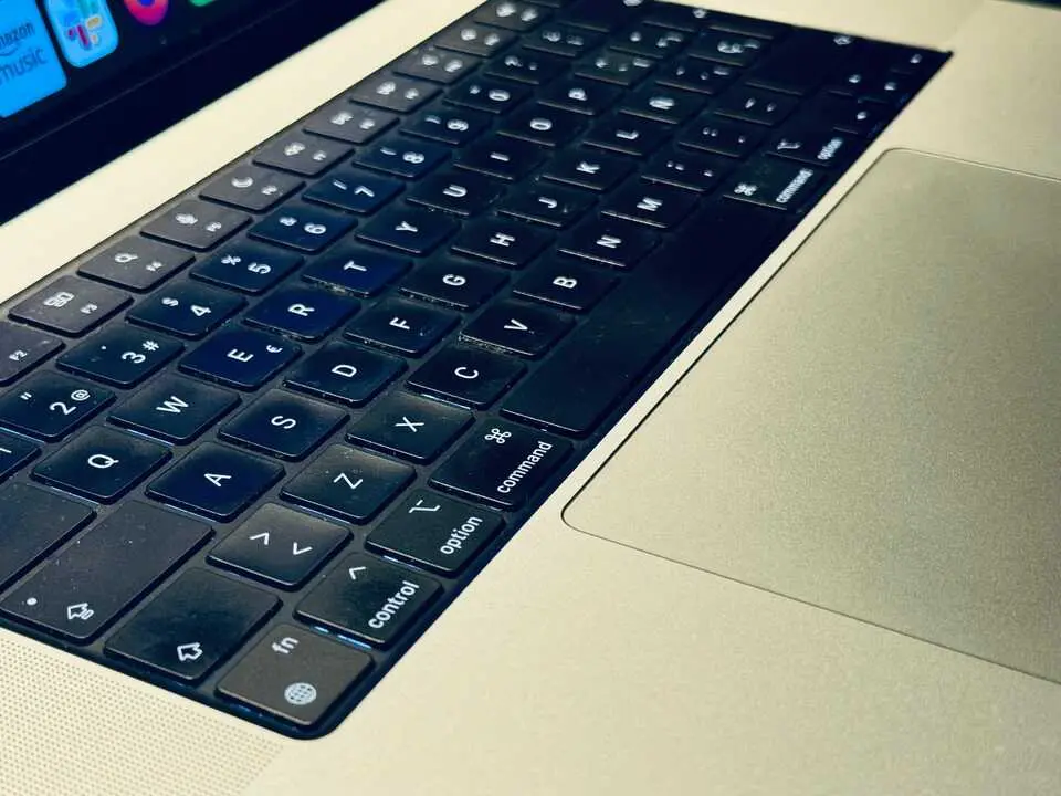 WhatsApp Image 2025-12-16 at 22.54.53