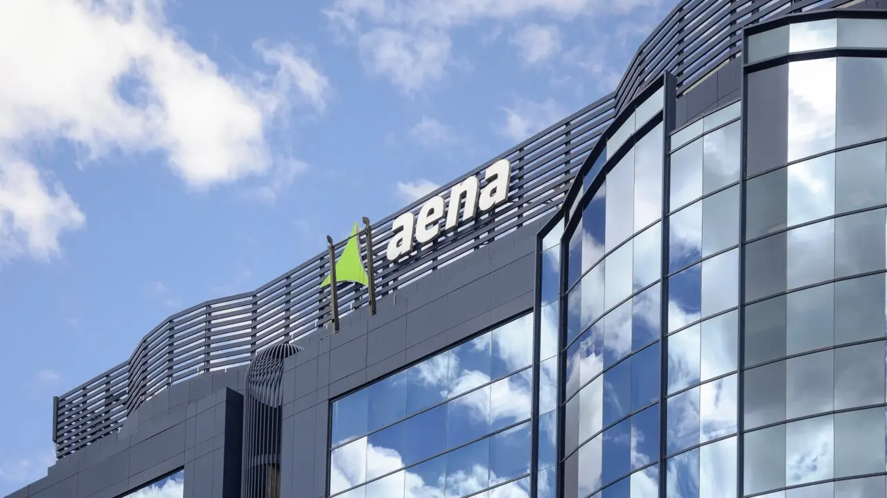 Aena invierte 309 millones en Reino Unido: toma el control de Leeds Bradford y entra en Newcastle con InfraBridge