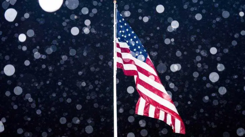 EPA/AARON SCHWARTZ / POOL