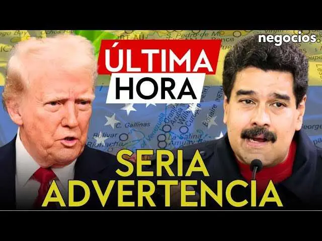 Nicol&aacute;s Maduro en una conferencia institucional, junto a la bandera venezolana, en medio de una declaraci&oacute;n oficial sobre la crisis con Estados Unidos.<br>                        <br>                        <br>                        <br>                      