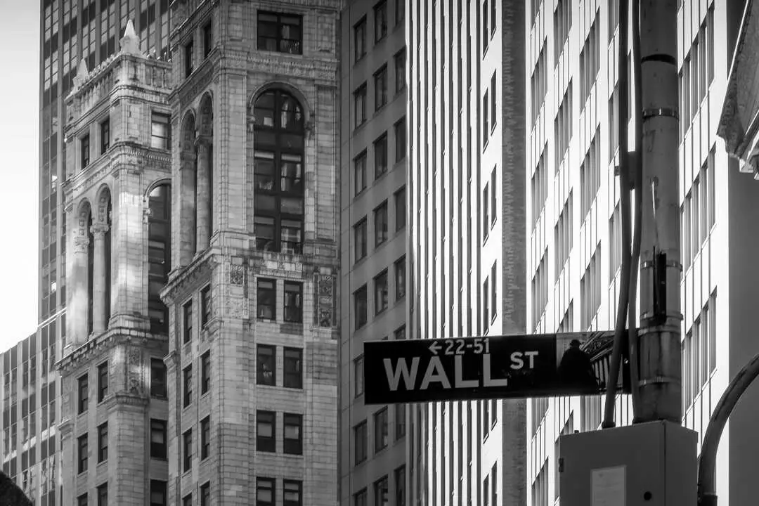 Wall Street cc pexels-william-doll-ii-1601782-6015353