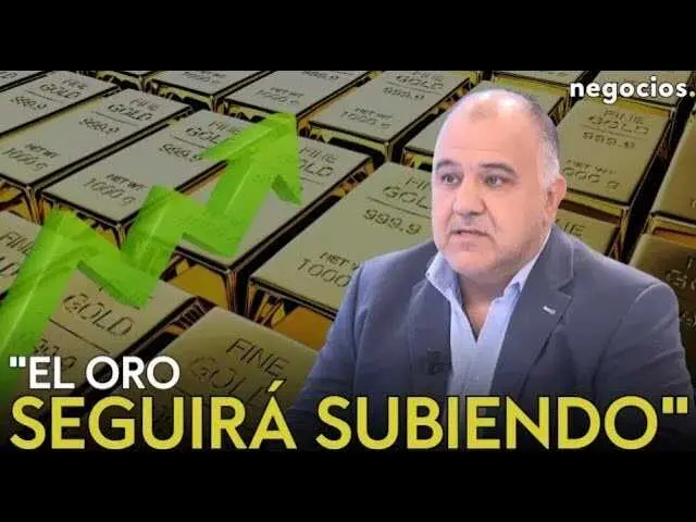 Gr&aacute;fica del precio del oro y plata en mercados internacionales con fondo de lingotes met&aacute;licos.<br>                        <br>                        <br>                        <br>                      