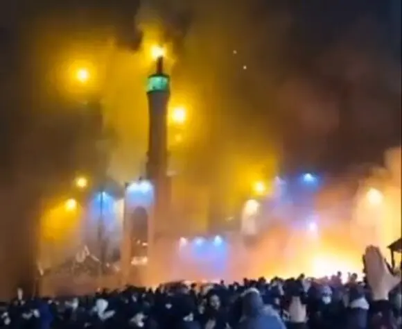 Ir&aacute;n en llamas: 65 muertos, mezquitas incendiadas y pulso a Occidente