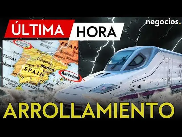 Imagen del tren Alvia detenido tras un arrollamiento de piedras en la v&iacute;a en Lugo, capturada por c&aacute;maras de vigilancia<br>                        <br>                        <br>                        <br>                      