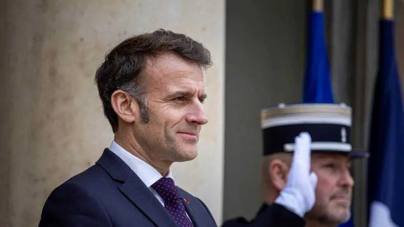 EPA/CHRISTOPHE PETIT TESSON