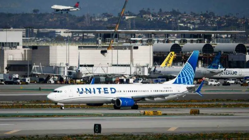 EPA/CAROLINE BREHMAN