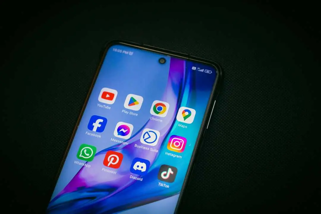 Social cc pexels-indraprojectsofficial-18663994