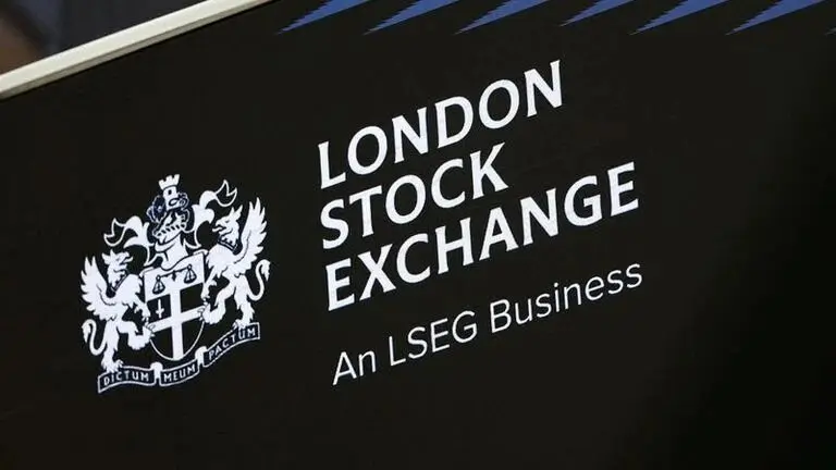 2025-06-26T114621Z_1_LYNXMPEL5P0MB_RTROPTP_4_VISMA-IPO