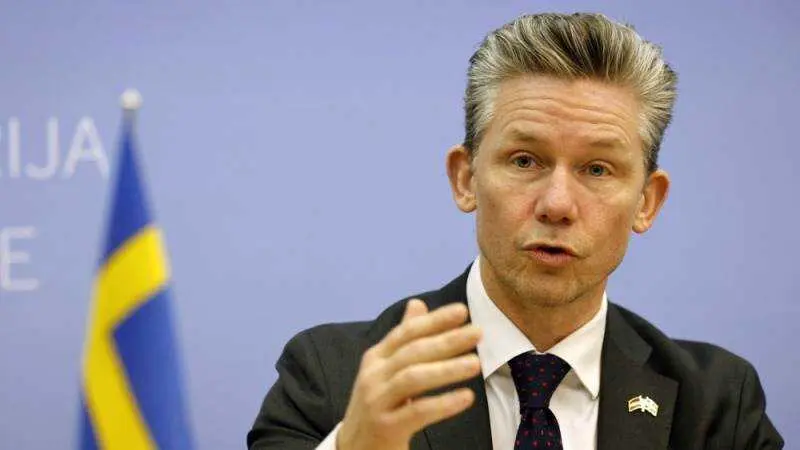 UNSPLASH / MARK KONIG