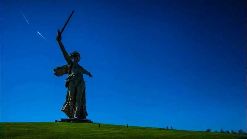 UNSPLASH.COM/EVGENIY SMERSH