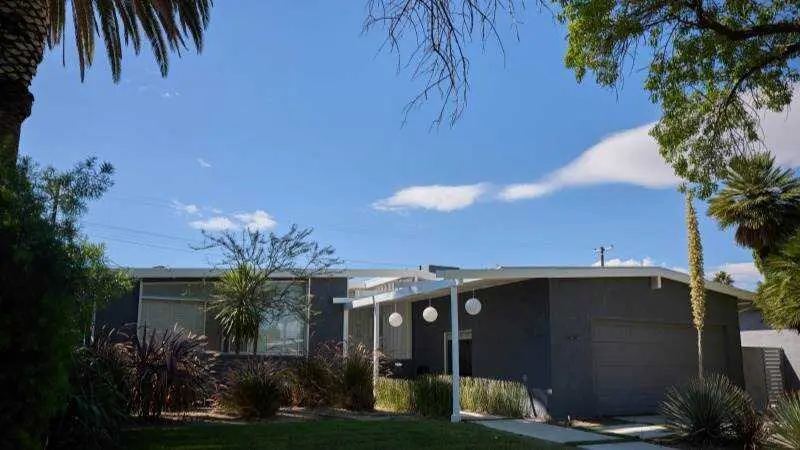 una vivienda unifamiliar en Estados Unidos, EPA/ALLISON DINNER