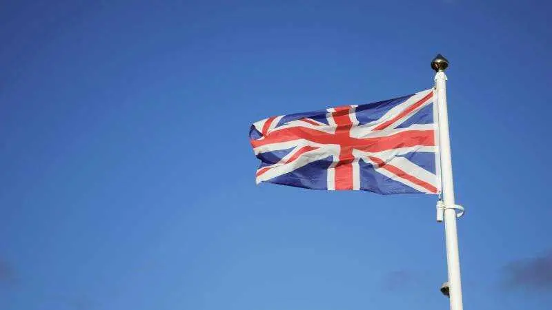 UNSPLASH / REINALDO STURE