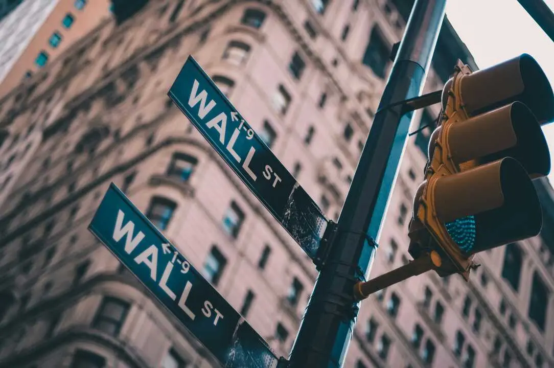 Wall Street

Foto de Lo Lo en Unsplash