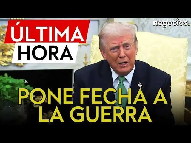 Retrato de Donald J. Trump durante una rueda de prensa, con el mapa de Oriente Medio de fondo.<br>                        <br>                        <br>                        <br>                      