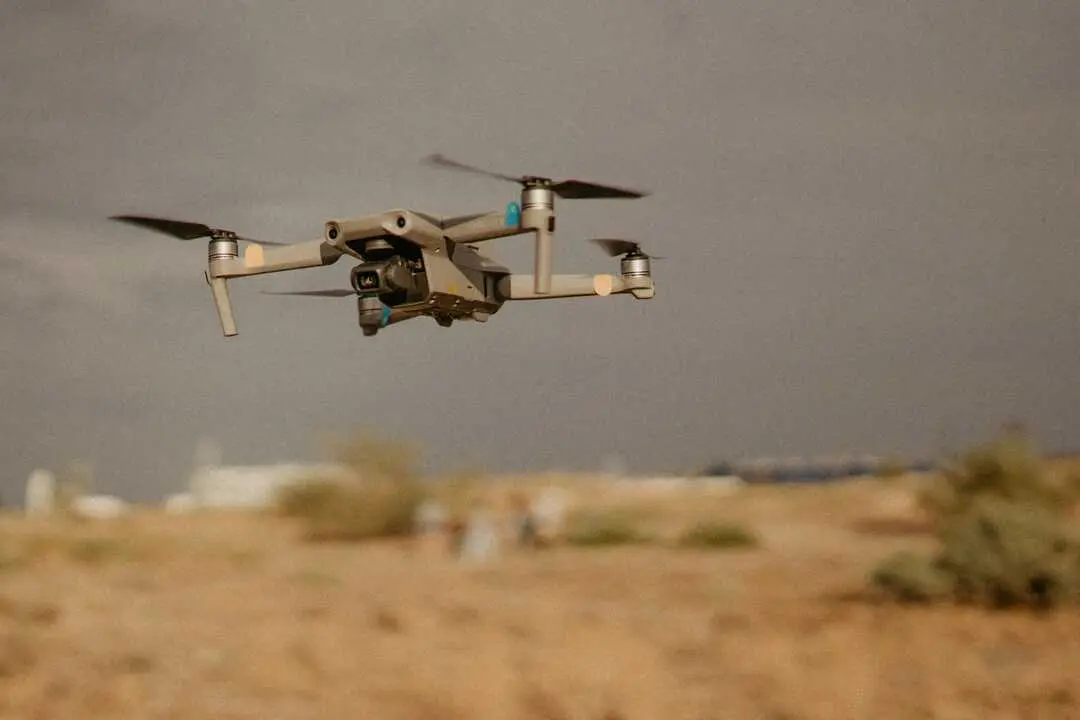 Drones 

Foto de David Alg&aacute;s Oroquieta en Unsplash