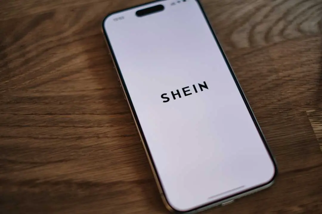 Shein 

Foto de appshunter.io en Unsplash