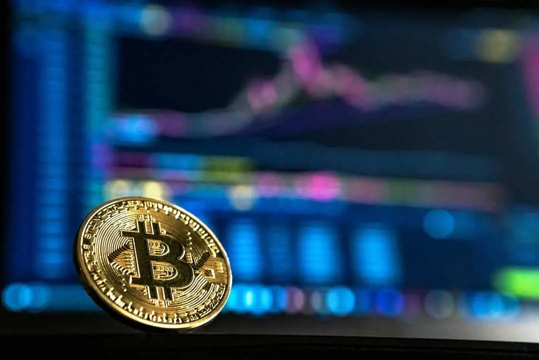 Bitcoin 

Foto de Andr&eacute; Fran&ccedil;ois McKenzie en Unsplash