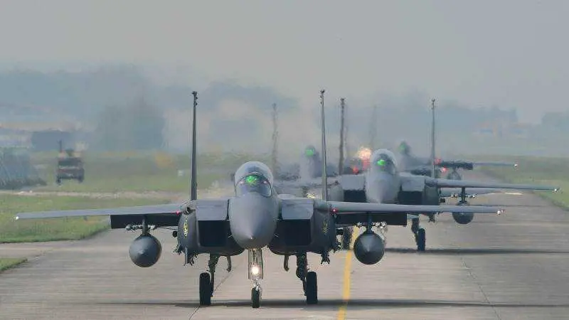 Avion de Arxis, EPA/YONHAP