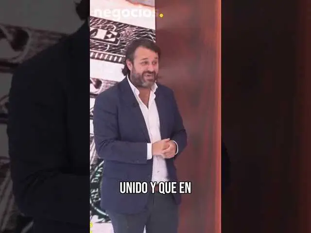 Imagen en miniatura del v&iacute;deo: primer plano del rostro de Keir Starmer con tonos serios y fondo borroso de Londres.<br>                        <br>                        <br>                        <br>                      