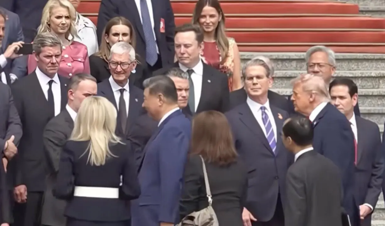 La foto de los oligarcas con Xi Jinping.