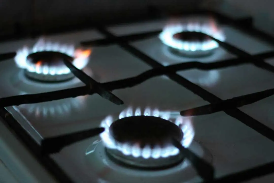Gas

Foto de Myko Makh en Unsplash