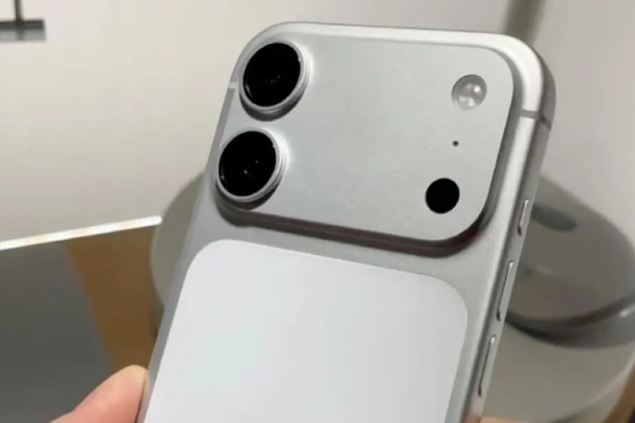 iPhone 18