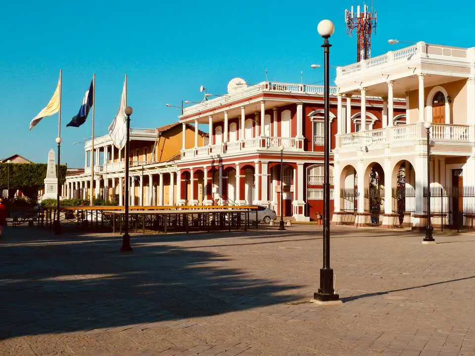 Foto de Azzedine Rouichi en Unsplash - Granada, Nicaragua
