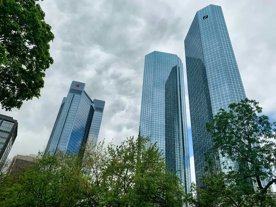Deutsche Bank

Foto de Alexander Popovkin en Unsplash