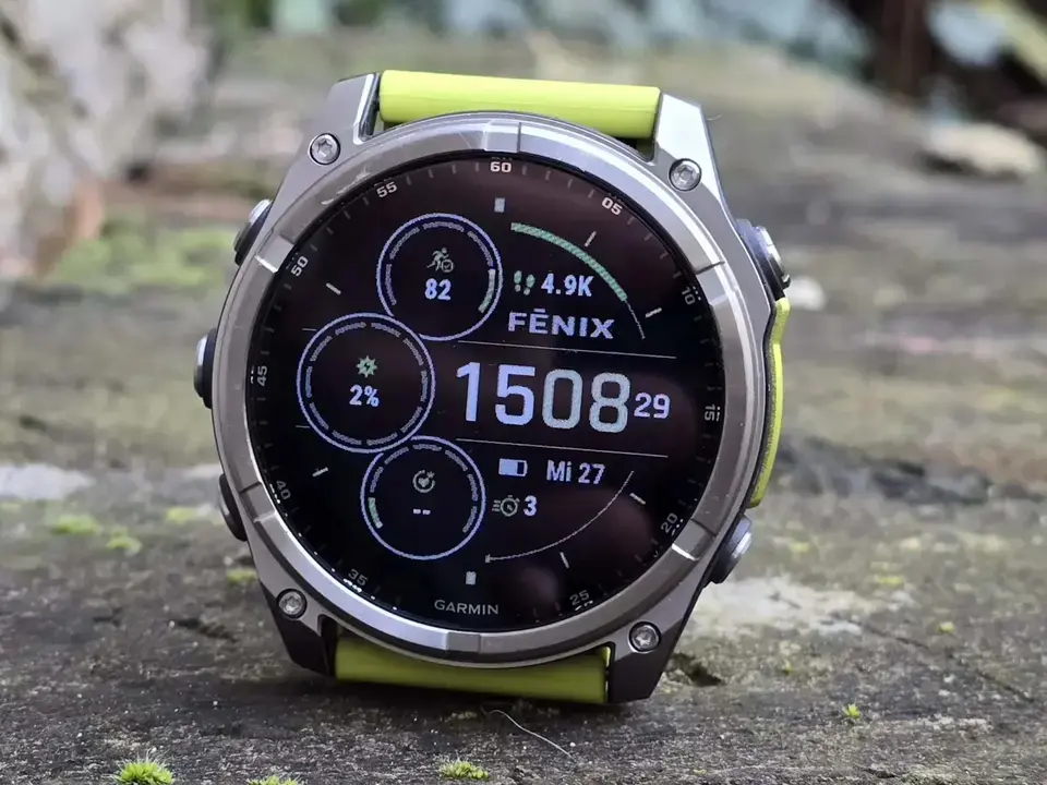 Garmin Fenix 9, recreaci&oacute;n de IA.