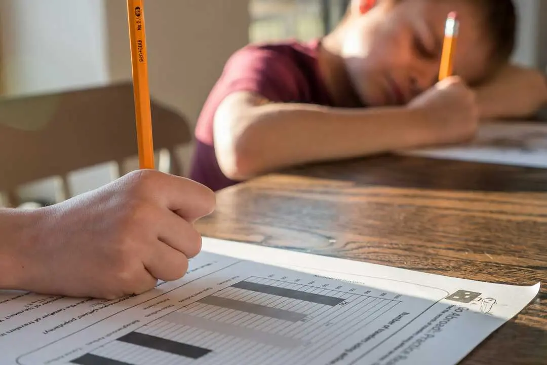 Examen- Foto de Jessica Lewis thepaintedsquare en Unsplash